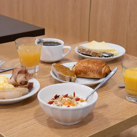 Hotel Maubeuge-louvroil 2*