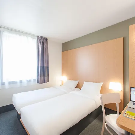 Maubeuge-louvroil Hotel Louvroil