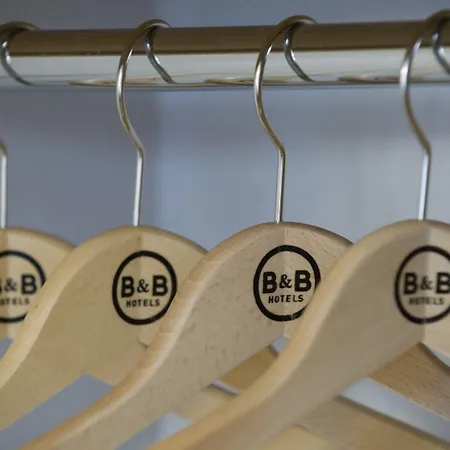 Maubeuge-louvroil Hotel 2*