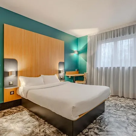 Maubeuge-louvroil Hotel 2*