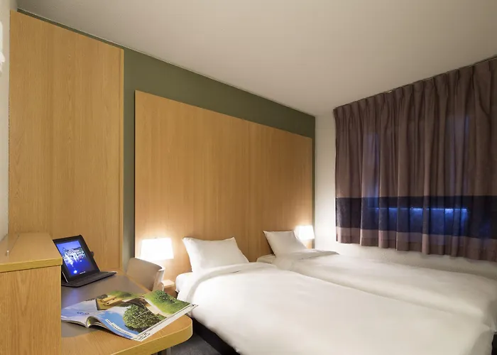 Maubeuge-louvroil 2* Louvroil